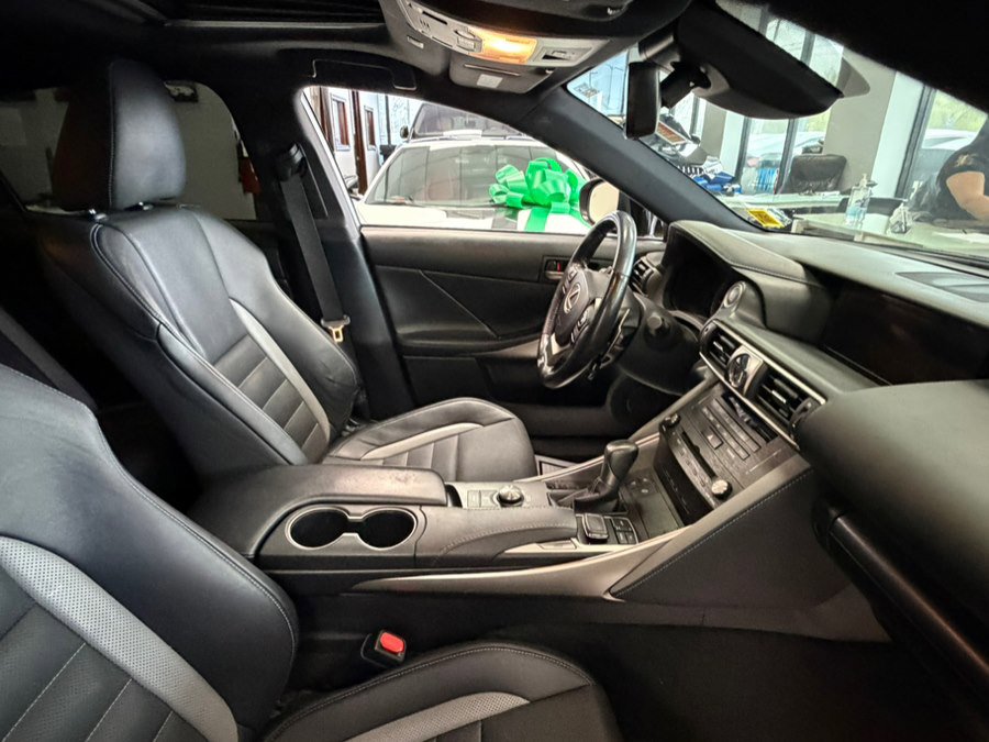 Used 2020 Lexus IS 350 F Sport w/ Blackline Edition AWD/4WD image 32