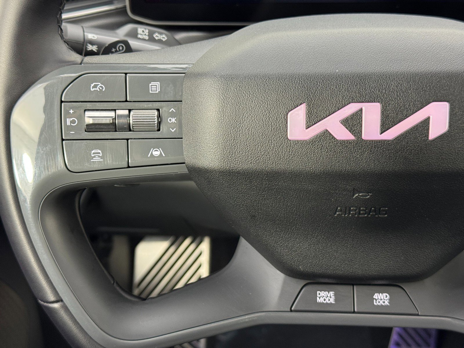 Used 2024 Kia EV9 GT-Line image 23