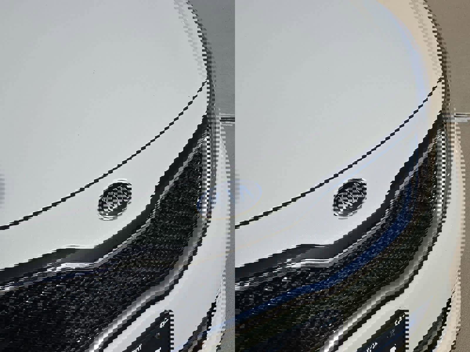 Used 2015 Kia Optima SX image 10