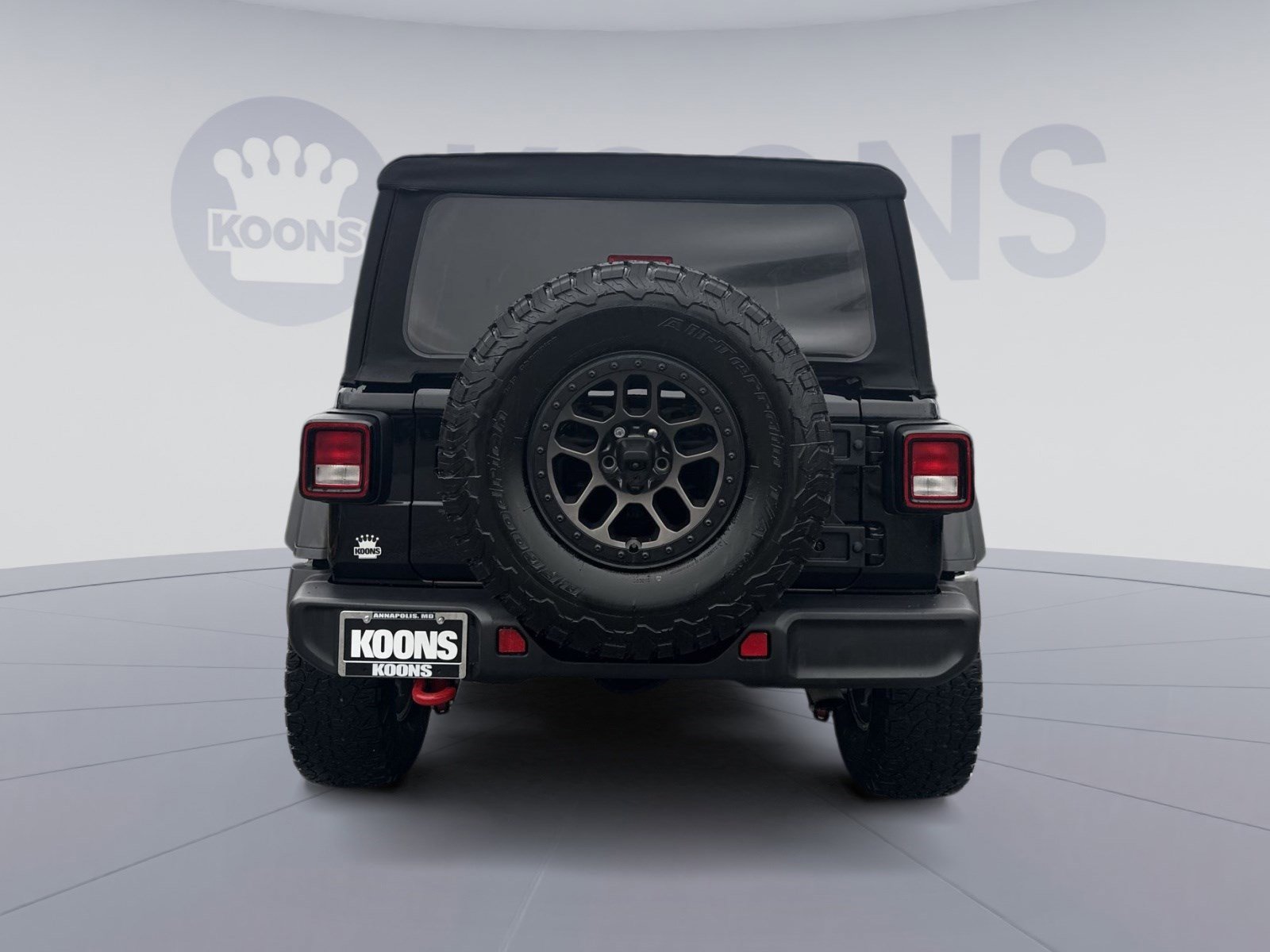 Used 2022 Jeep Wrangler Unlimited Rubicon w/ Xtreme Recon 35" Tire Package image 5