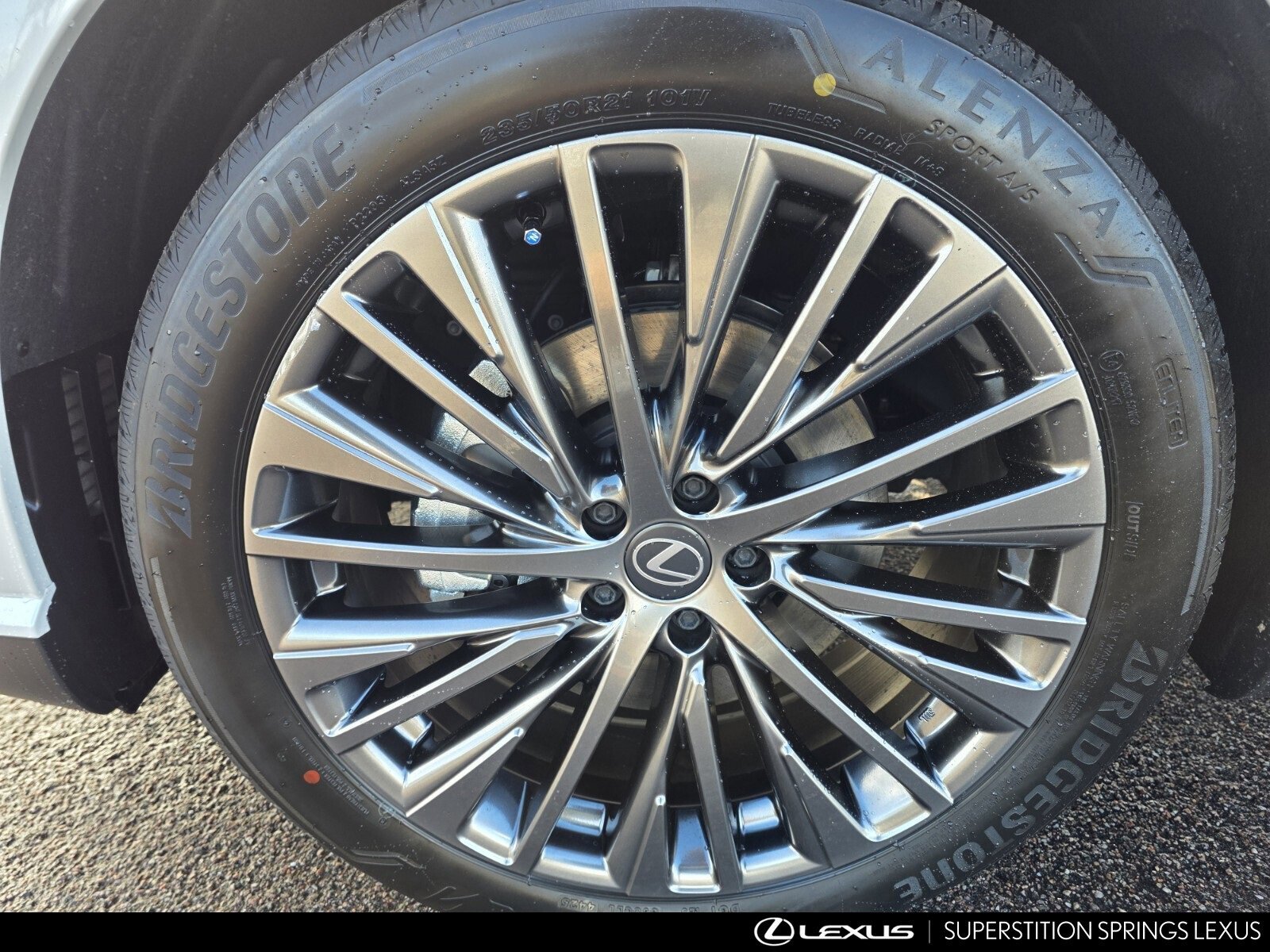 New 2026 Lexus RX 450h AWD image 10