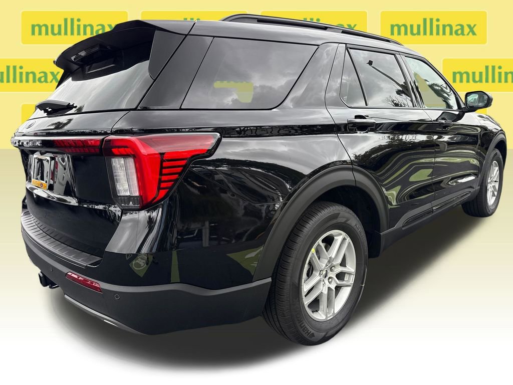 New 2026 Ford Explorer Active RWD image 16