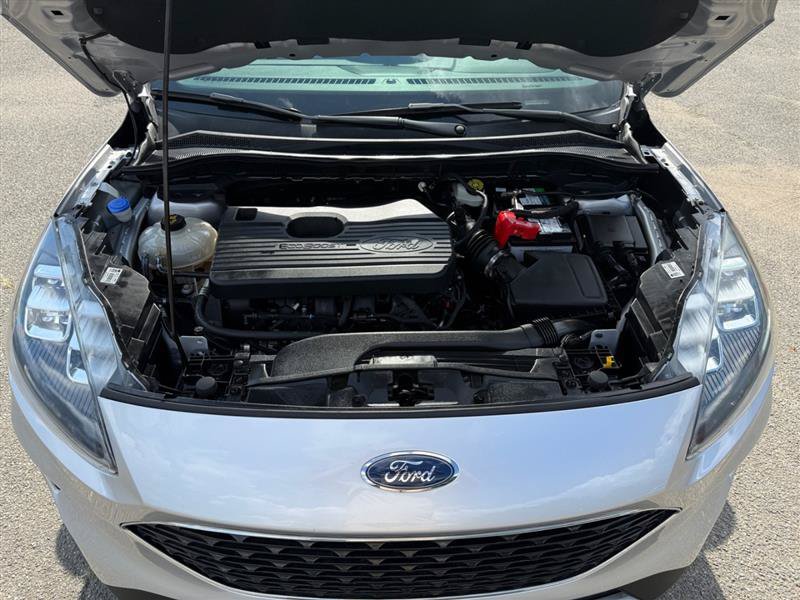 Used 2020 Ford Escape Titanium AWD/4WD image 19