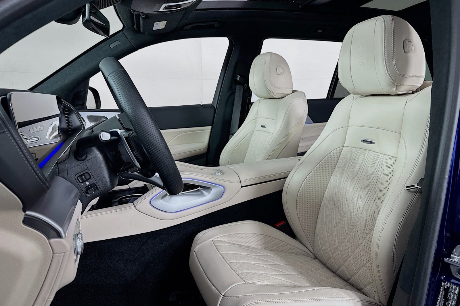 New 2026 Mercedes-Benz GLS 63 AMG 4MATIC image 17