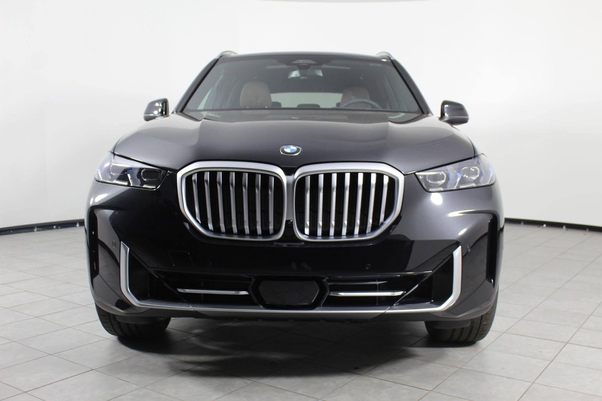New 2026 BMW X5 xDrive40i w/ Climate Comfort Package AWD/4WD image 6