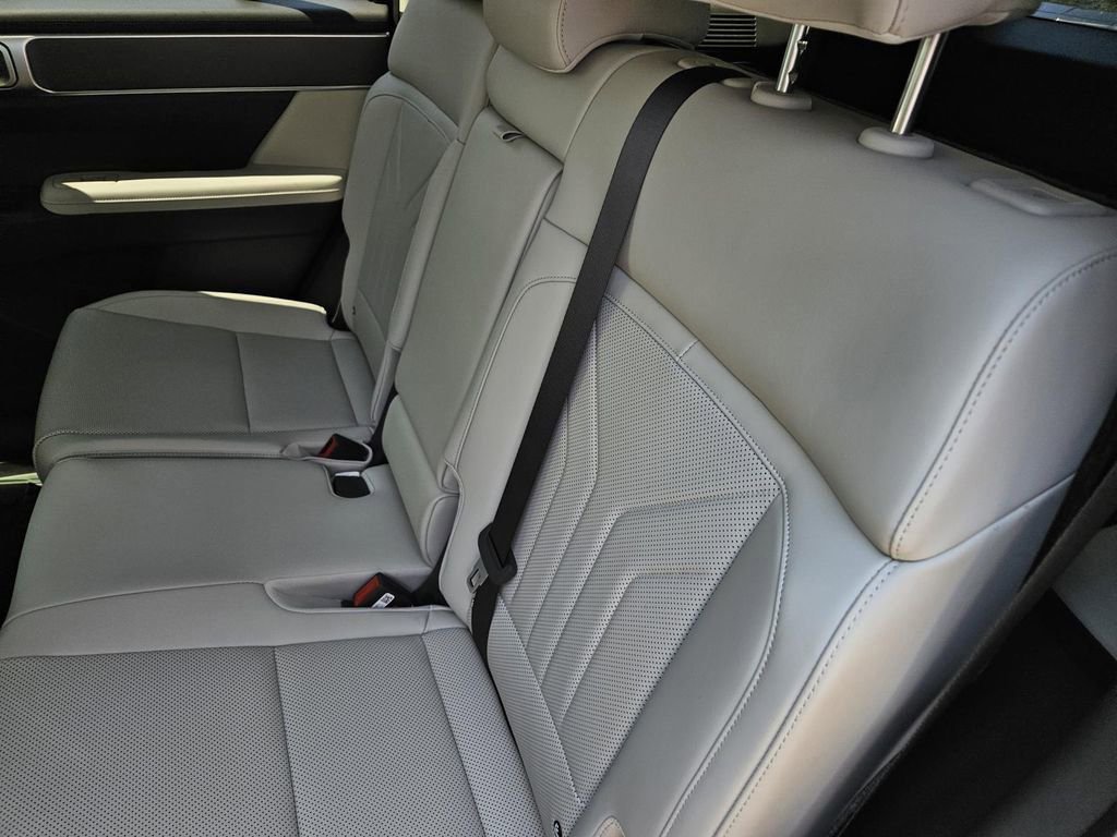 New 2026 Hyundai Santa Fe SEL FWD image 16