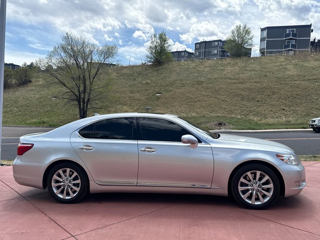 Used 2010 Lexus LS 460 AWD image 9