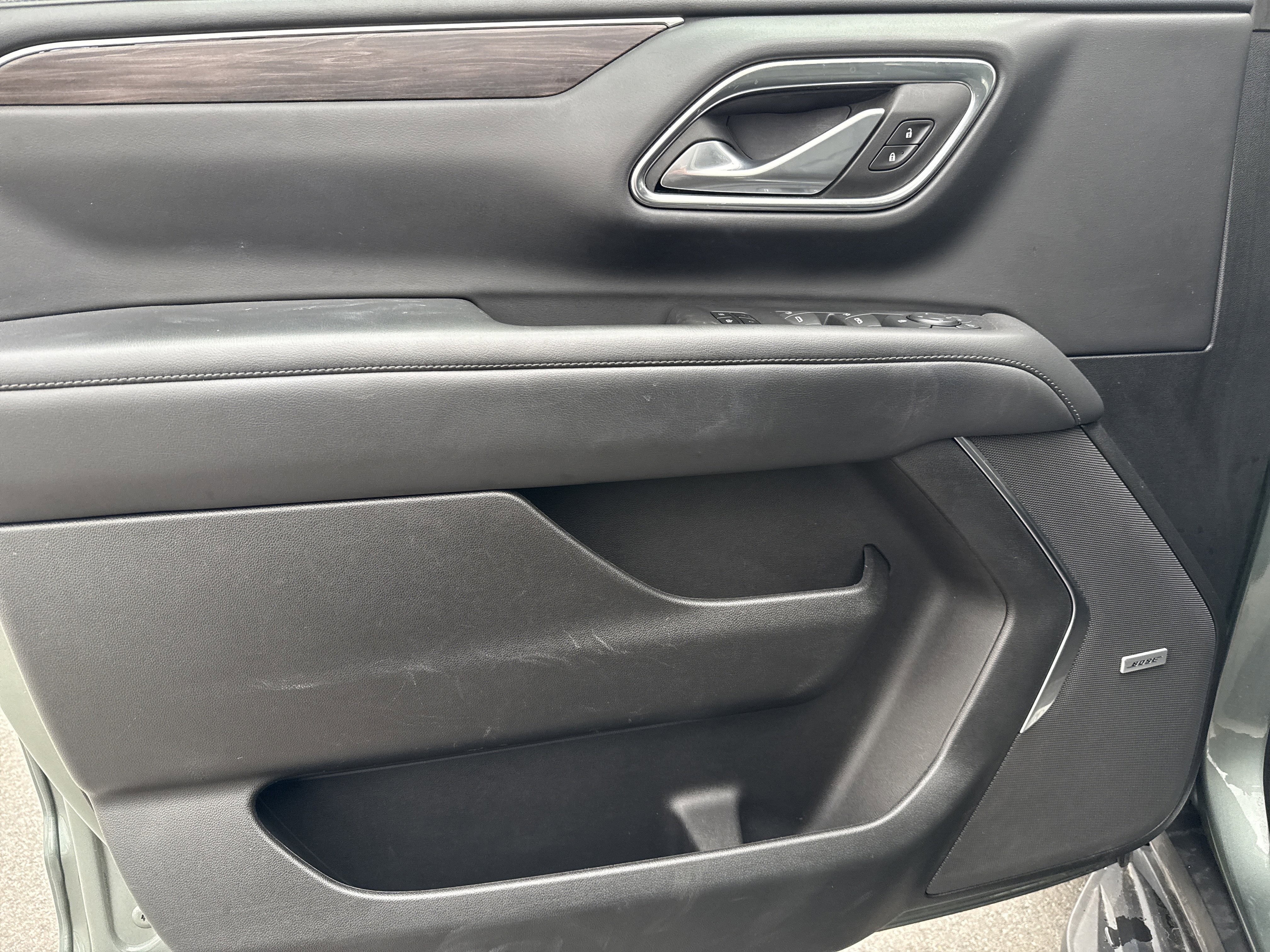Used 2024 Chevrolet Tahoe LT AWD/4WD image 16