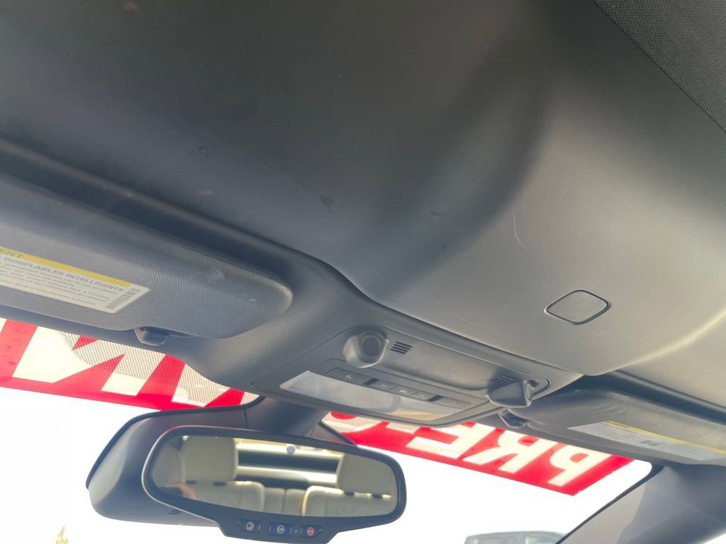 Used 2018 Buick Cascada Premium image 19