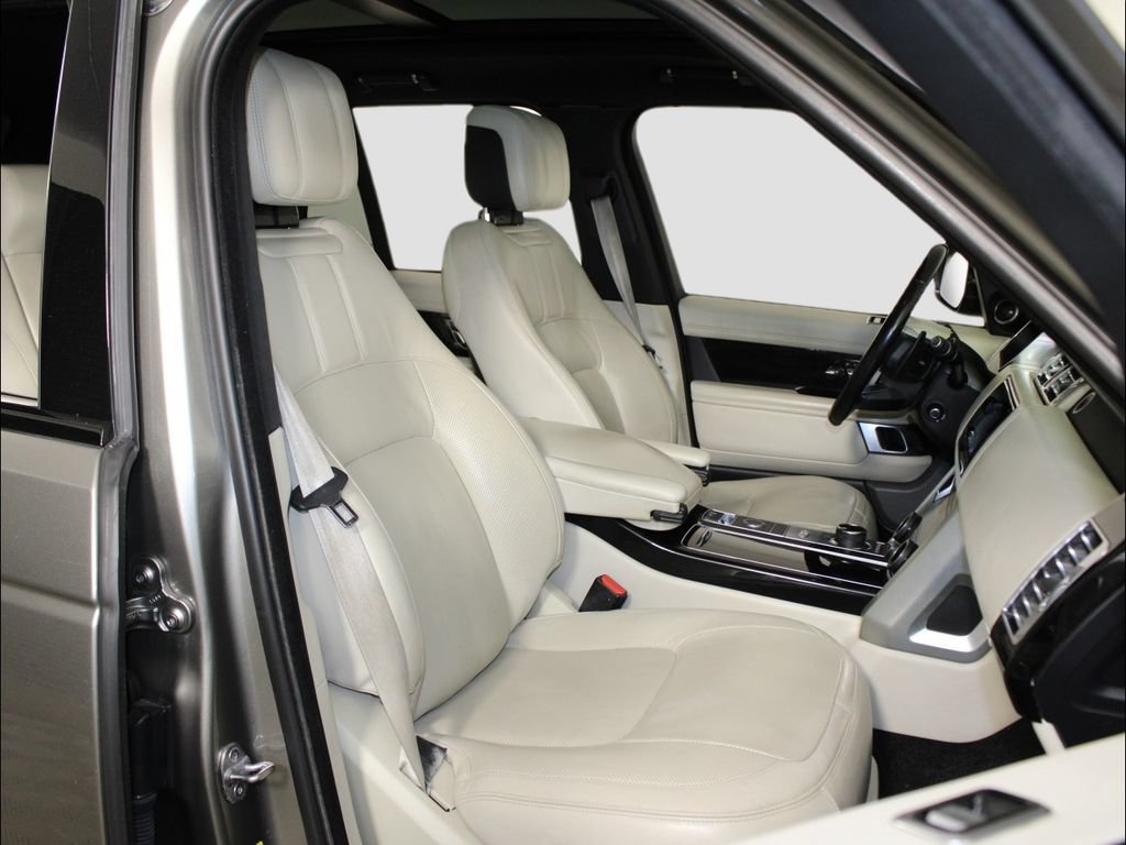 Used 2020 Land Rover Range Rover HSE AWD/4WD image 27