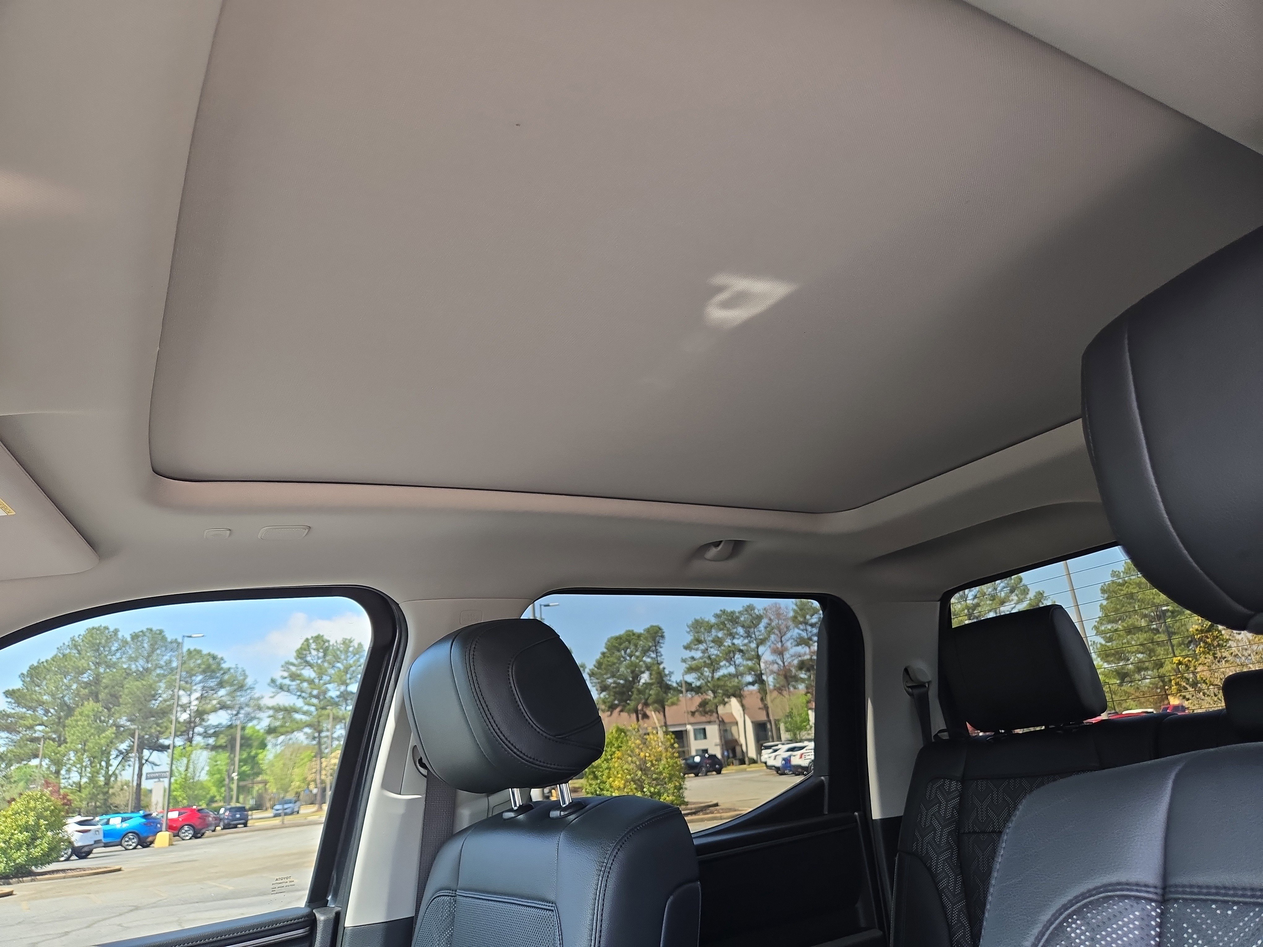 Used 2022 Toyota Tundra Limited image 18