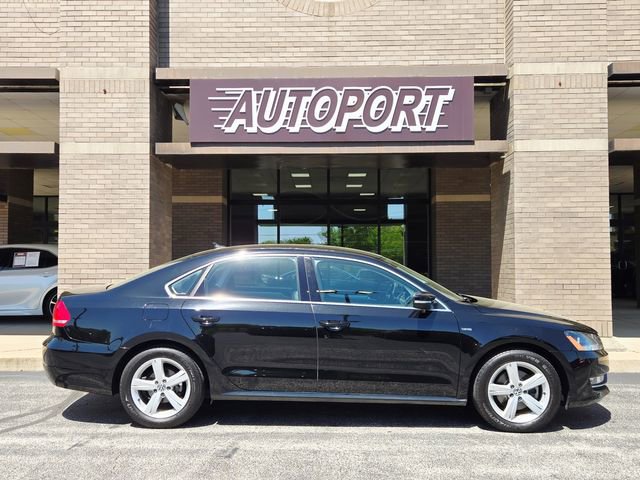 Used 2015 Volkswagen Passat 1.8T Limited Edition image 4