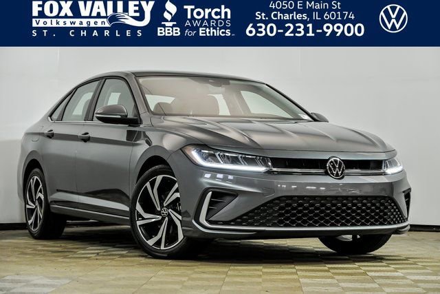 Certified 2025 Volkswagen Jetta SEL image 1