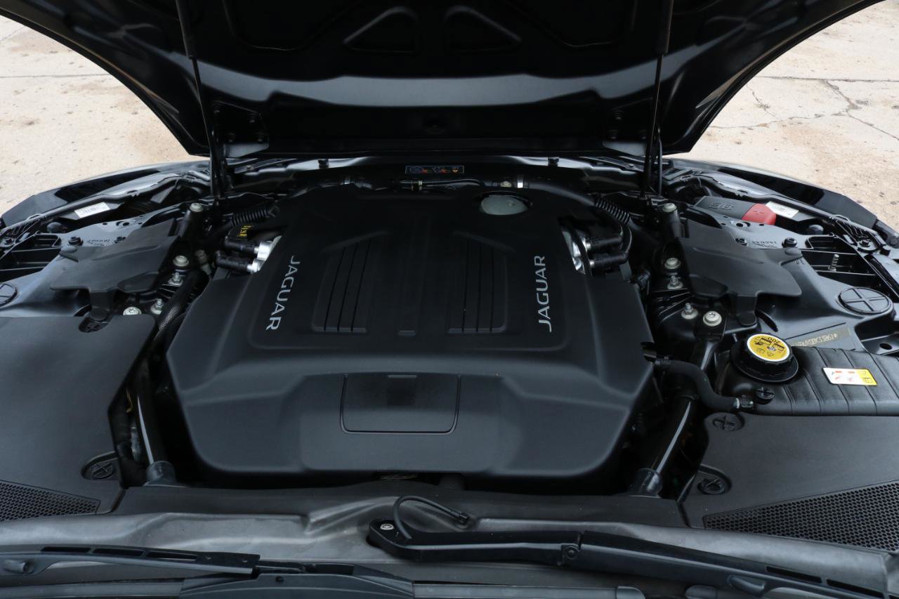 Used 2016 Jaguar F-TYPE S image 61
