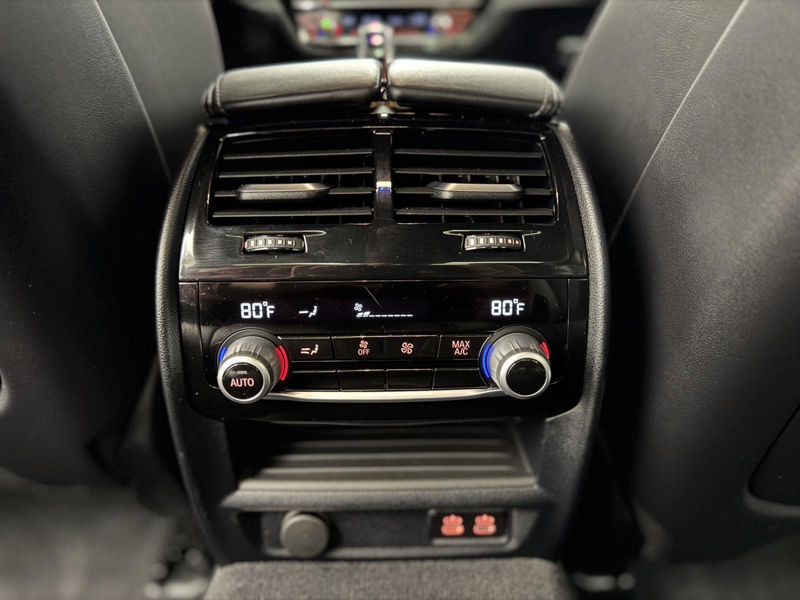 Used 2021 BMW M5 image 30