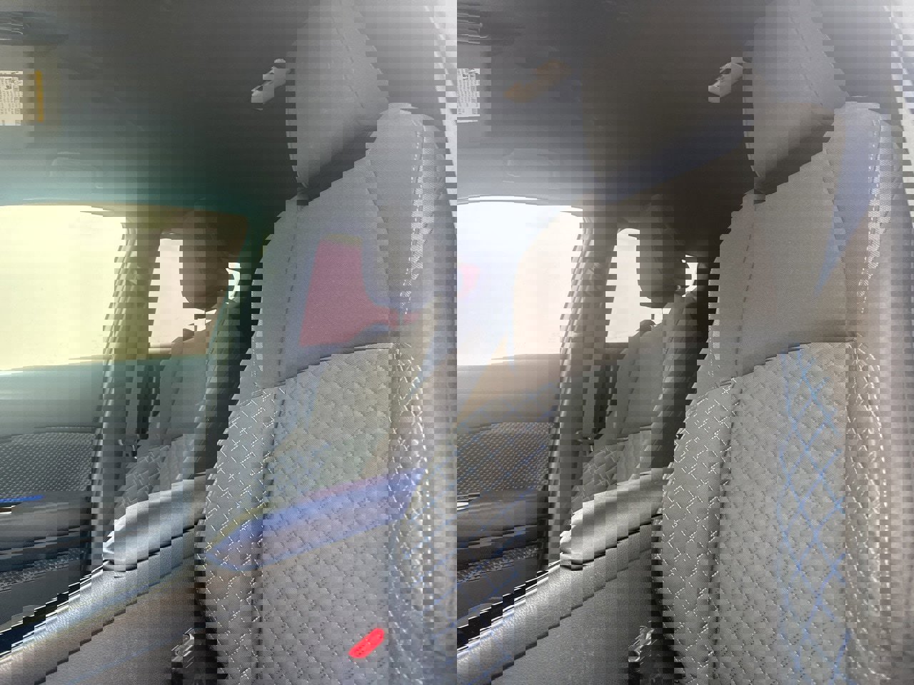 Used 2020 Toyota C-HR XLE image 38