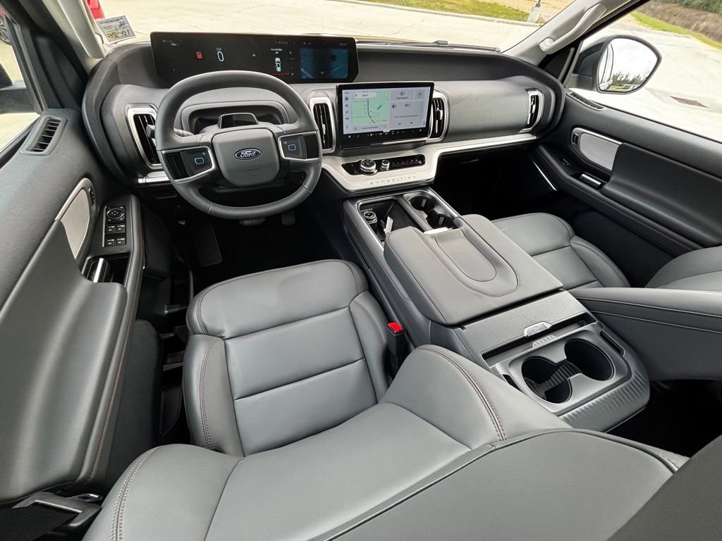 Used 2025 Ford Expedition Max Active image 11