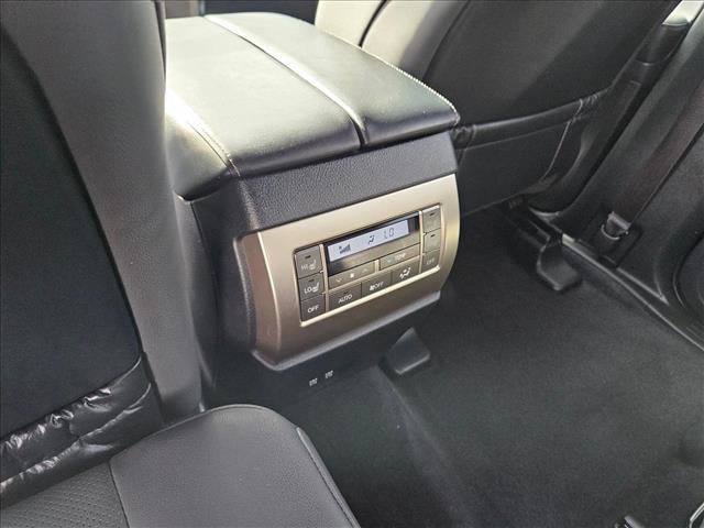 Used 2021 Lexus GX 460 Premium w/ Accessory Package AWD/4WD image 17