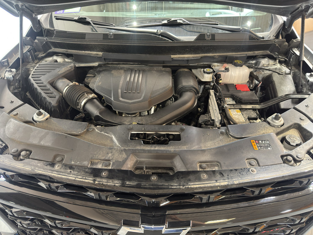 Used 2025 Chevrolet Traverse RS AWD/4WD image 40