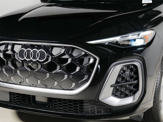 Used 2025 Audi Q5 Premium Plus w/ Premium Plus AWD/4WD image 30