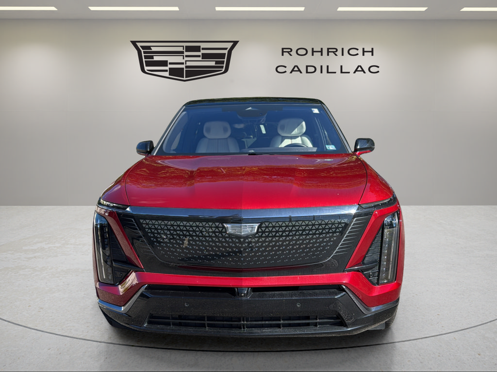 Used 2026 Cadillac Vistiq Sport w/ LPO, Floor Liner Package AWD/4WD image 2