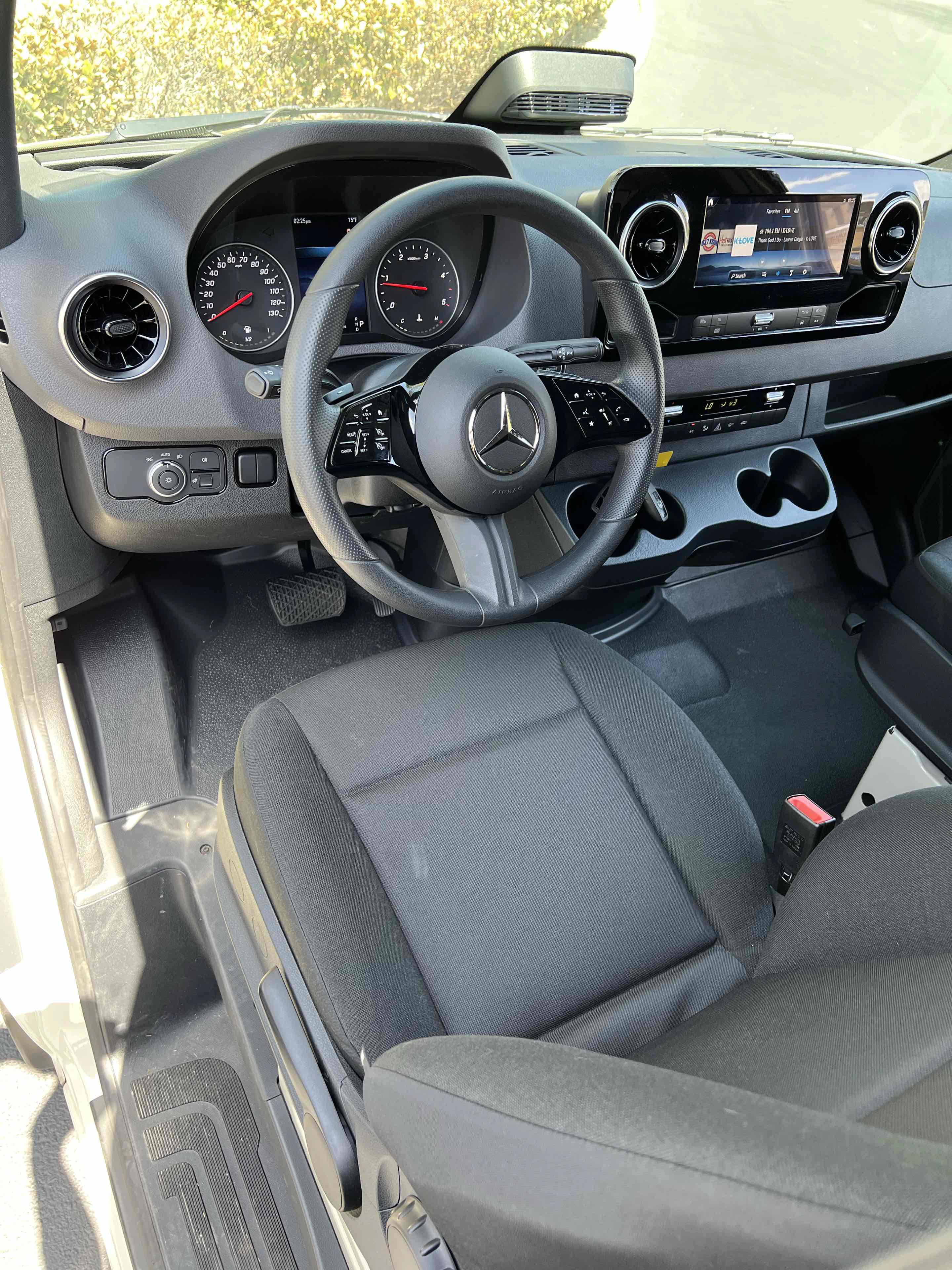 Used 2026 Mercedes-Benz Sprinter 2500 image 24