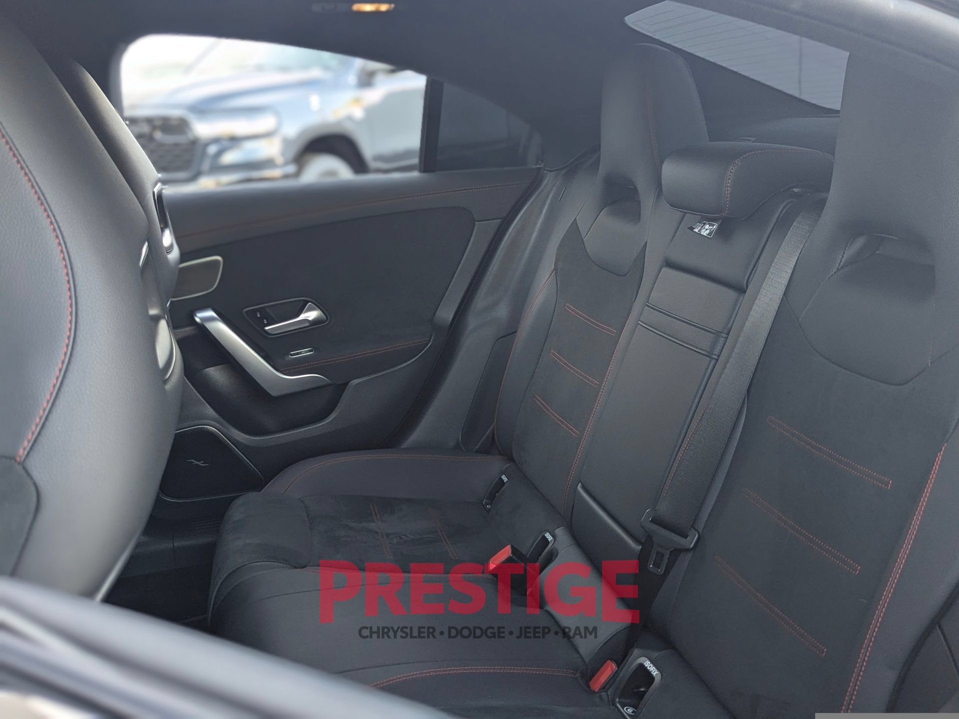 Used 2023 Mercedes-Benz CLA 35 AMG 4MATIC image 30