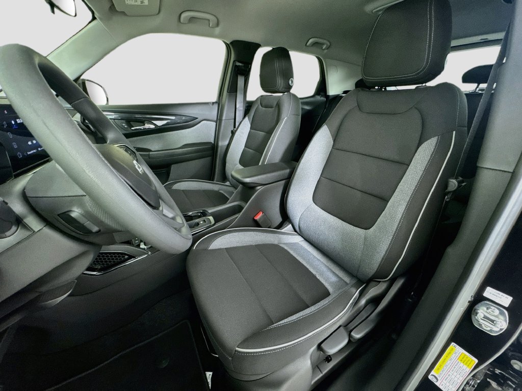 New 2026 Chevrolet TrailBlazer LT w/ Midnight Edition FWD image 12