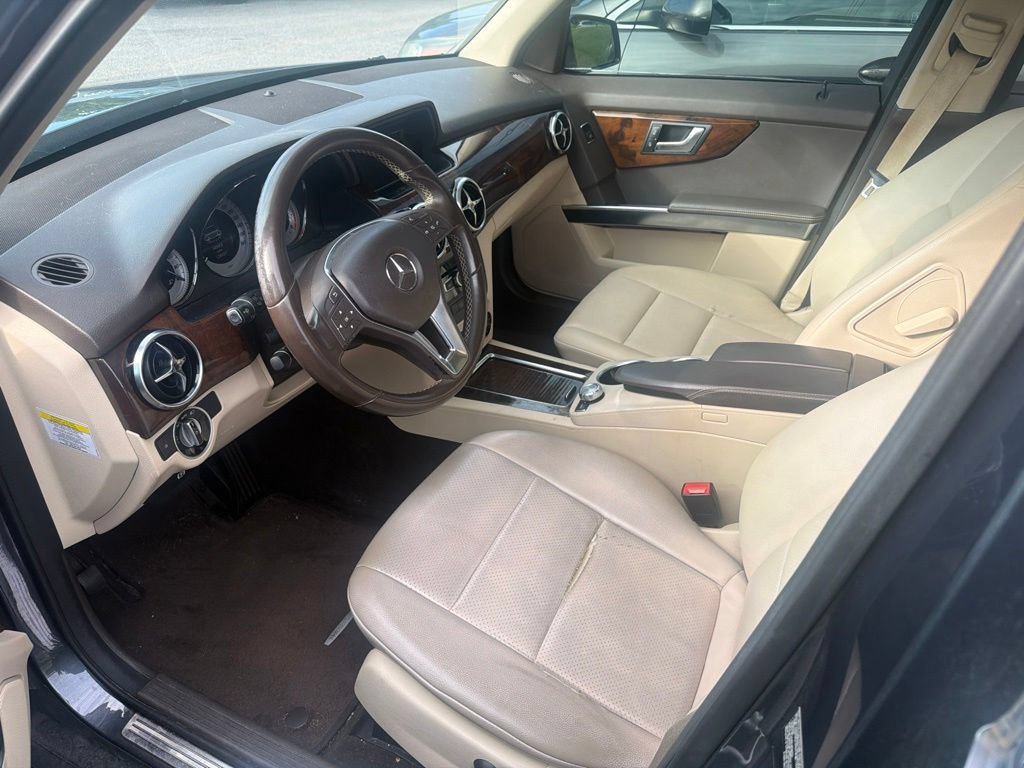 Used 2013 Mercedes-Benz GLK 350 2WD image 2