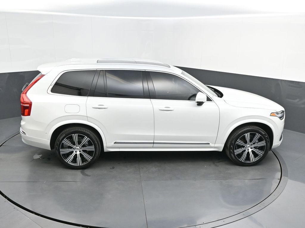 Certified 2025 Volvo XC90 B6 Ultra w/ Protection Package image 28