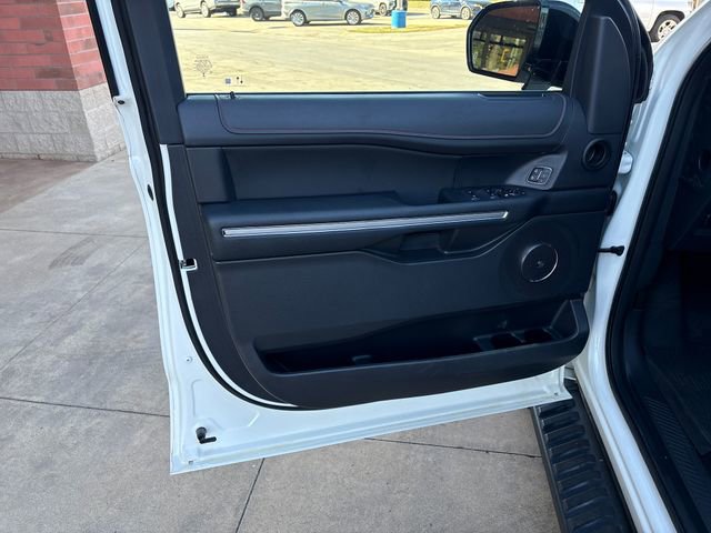 Used 2023 Ford Expedition Timberline image 13