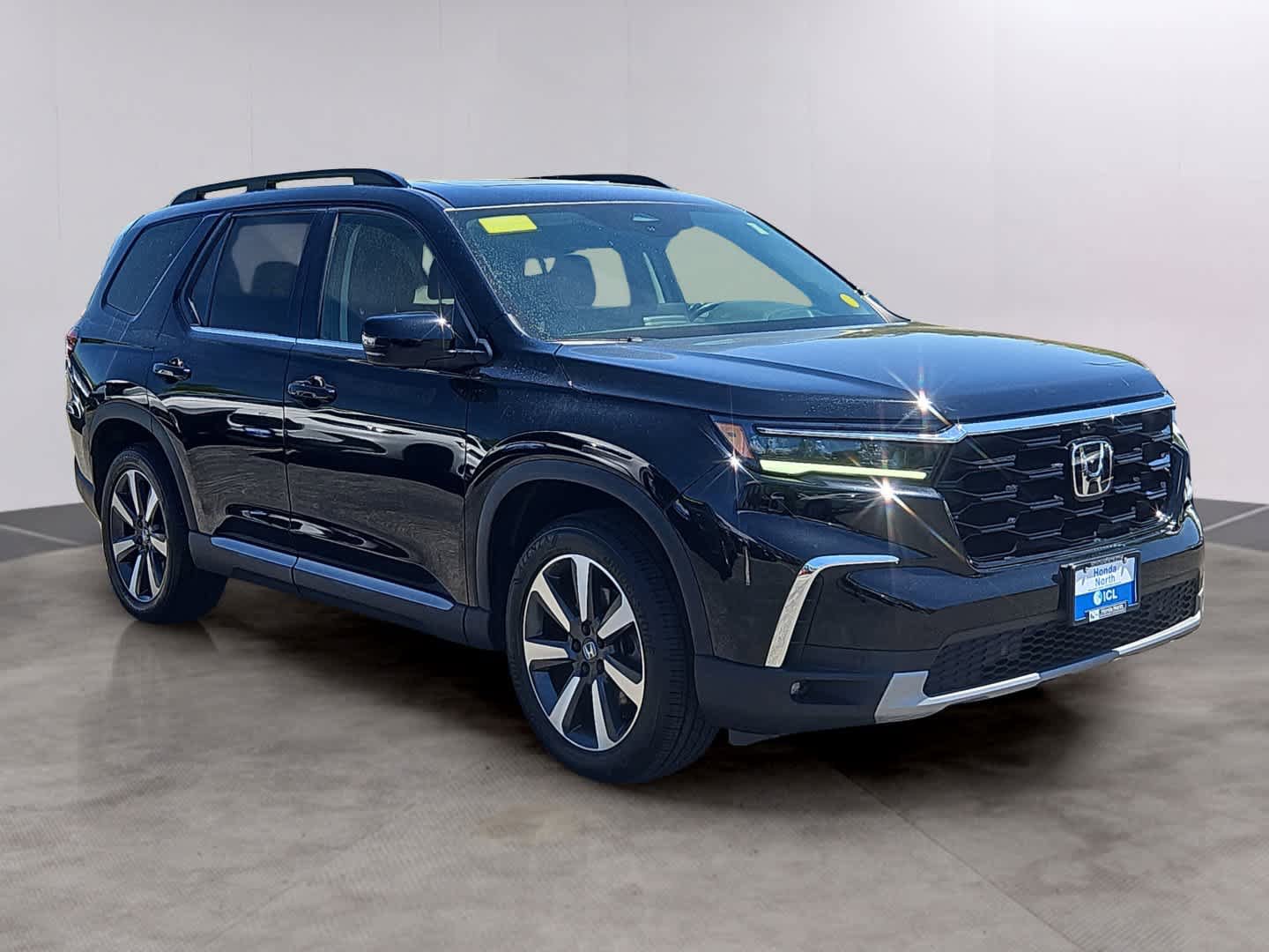 Certified 2023 Honda Pilot Elite image 3