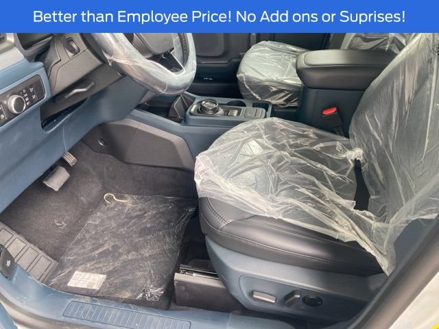 New 2026 Ford Maverick Lariat w/ Black Appearance Package AWD/4WD image 8