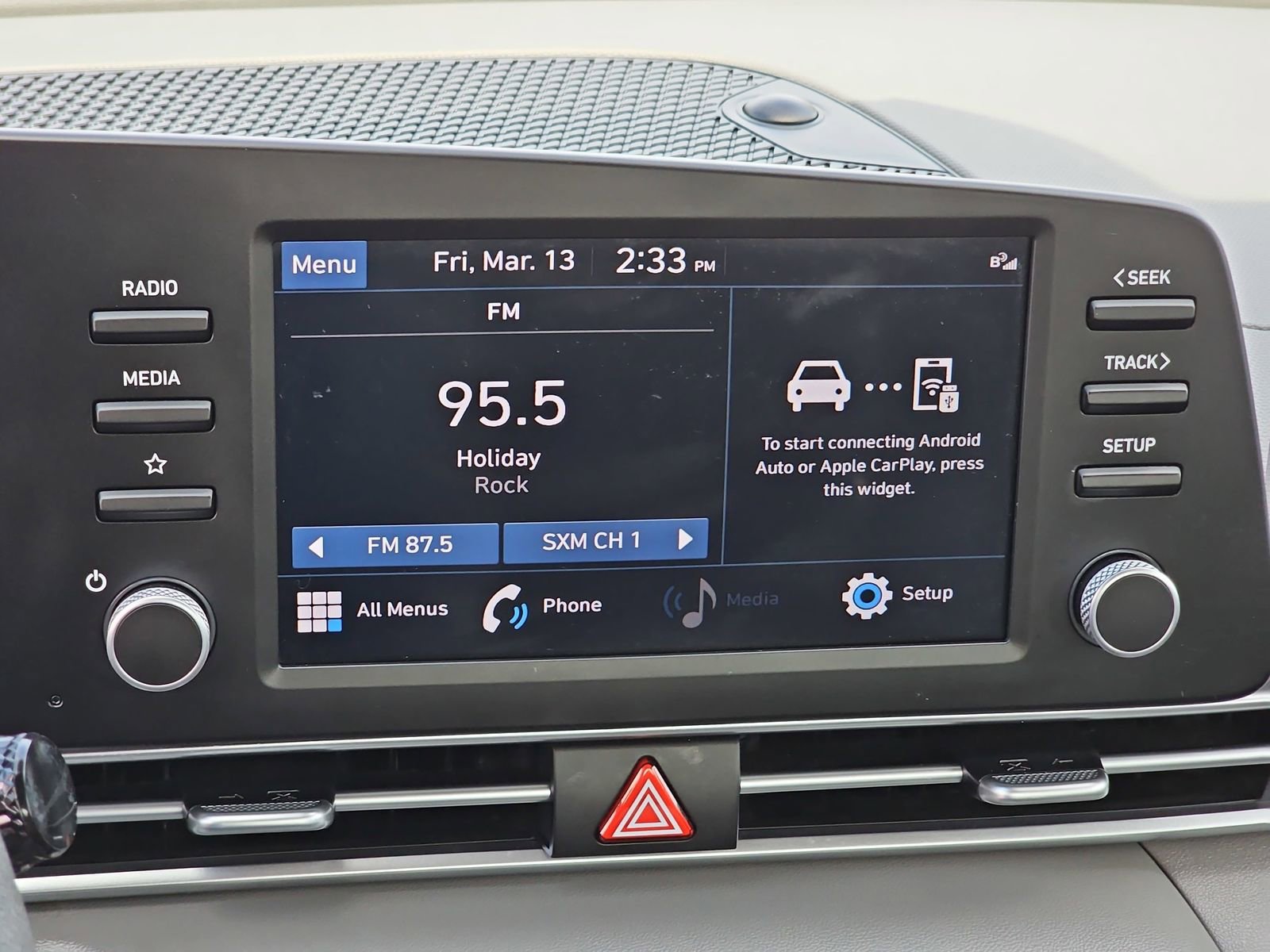 Certified 2023 Hyundai Elantra SEL image 22