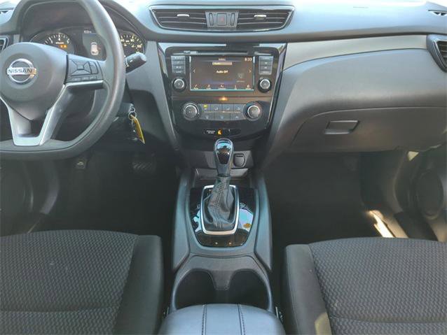 Certified 2020 Nissan Rogue Sport S image 21