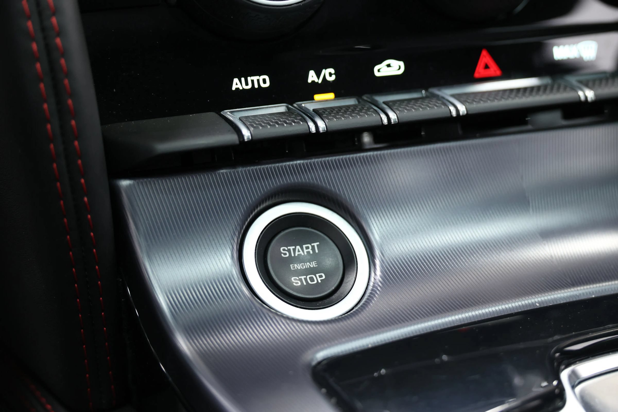 Used 2021 Jaguar F-TYPE R AWD/4WD image 45