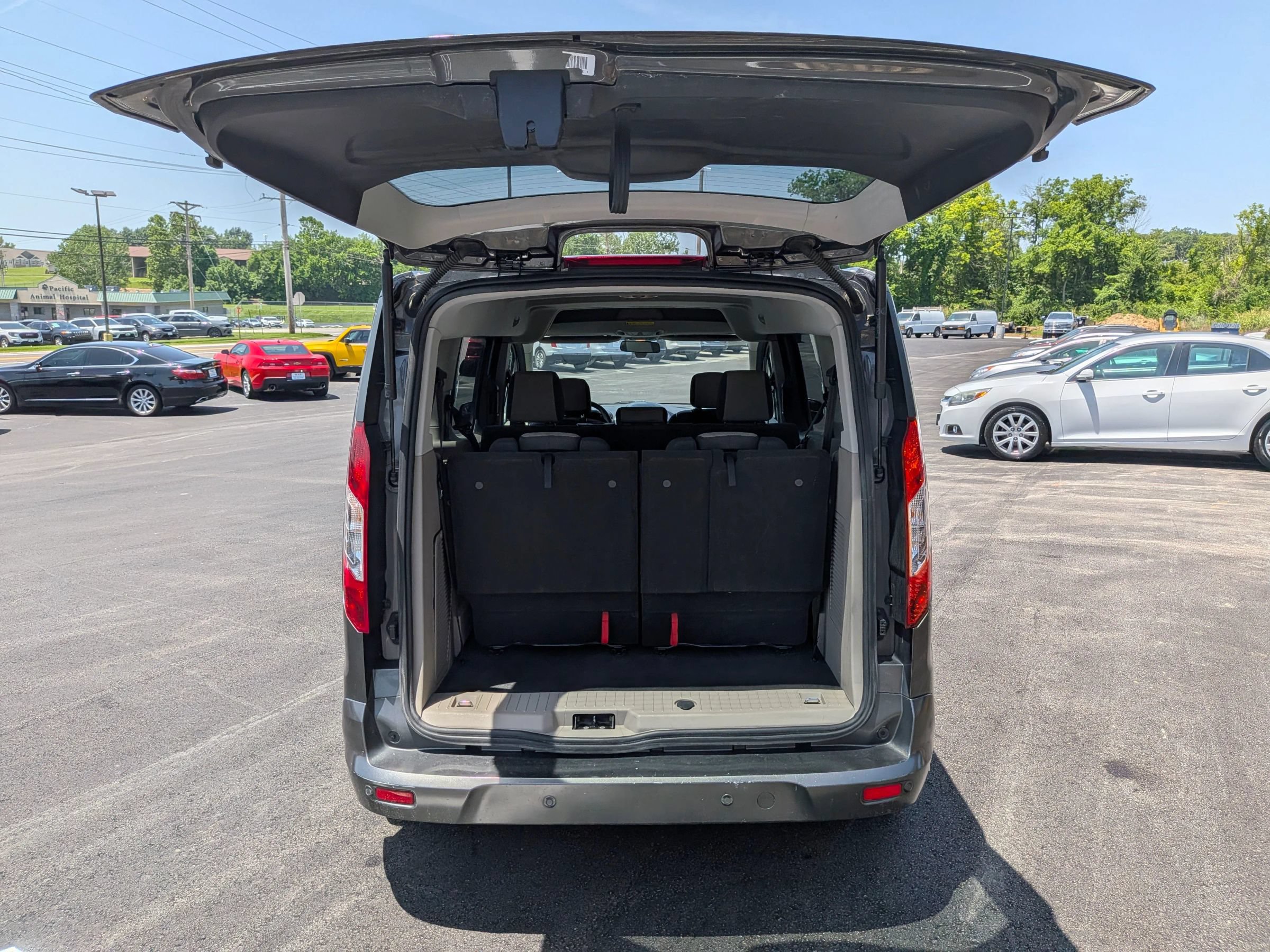 Used 2015 Ford Transit Connect XLT FWD image 27