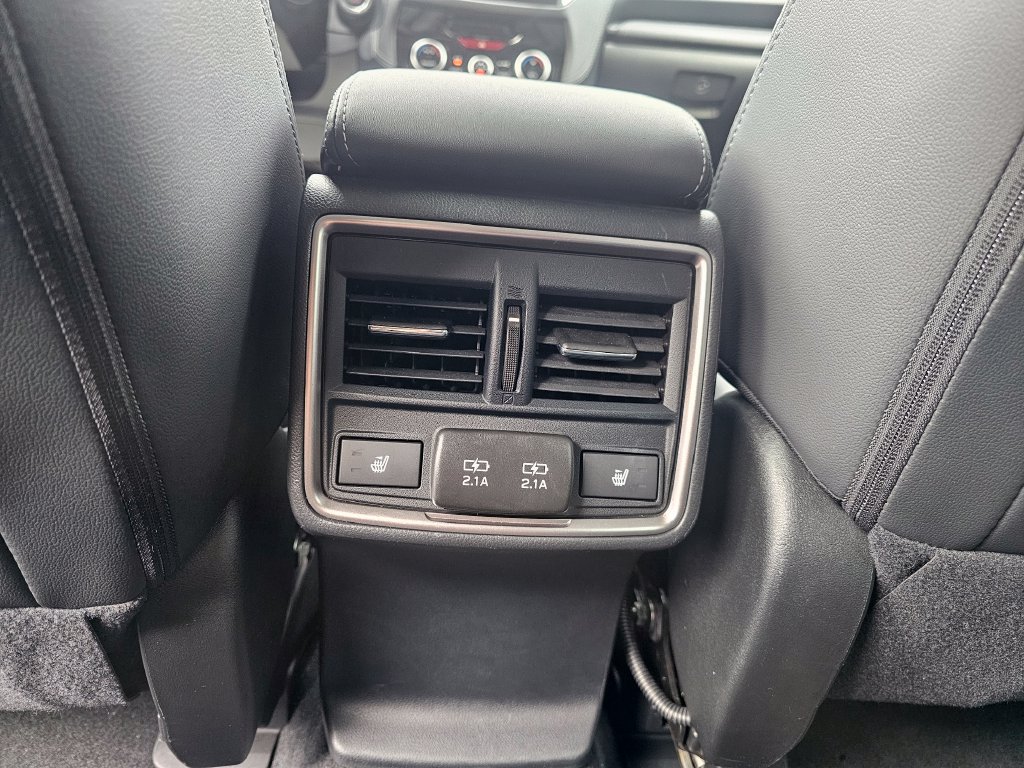 Used 2023 Subaru Forester Touring AWD/4WD image 14