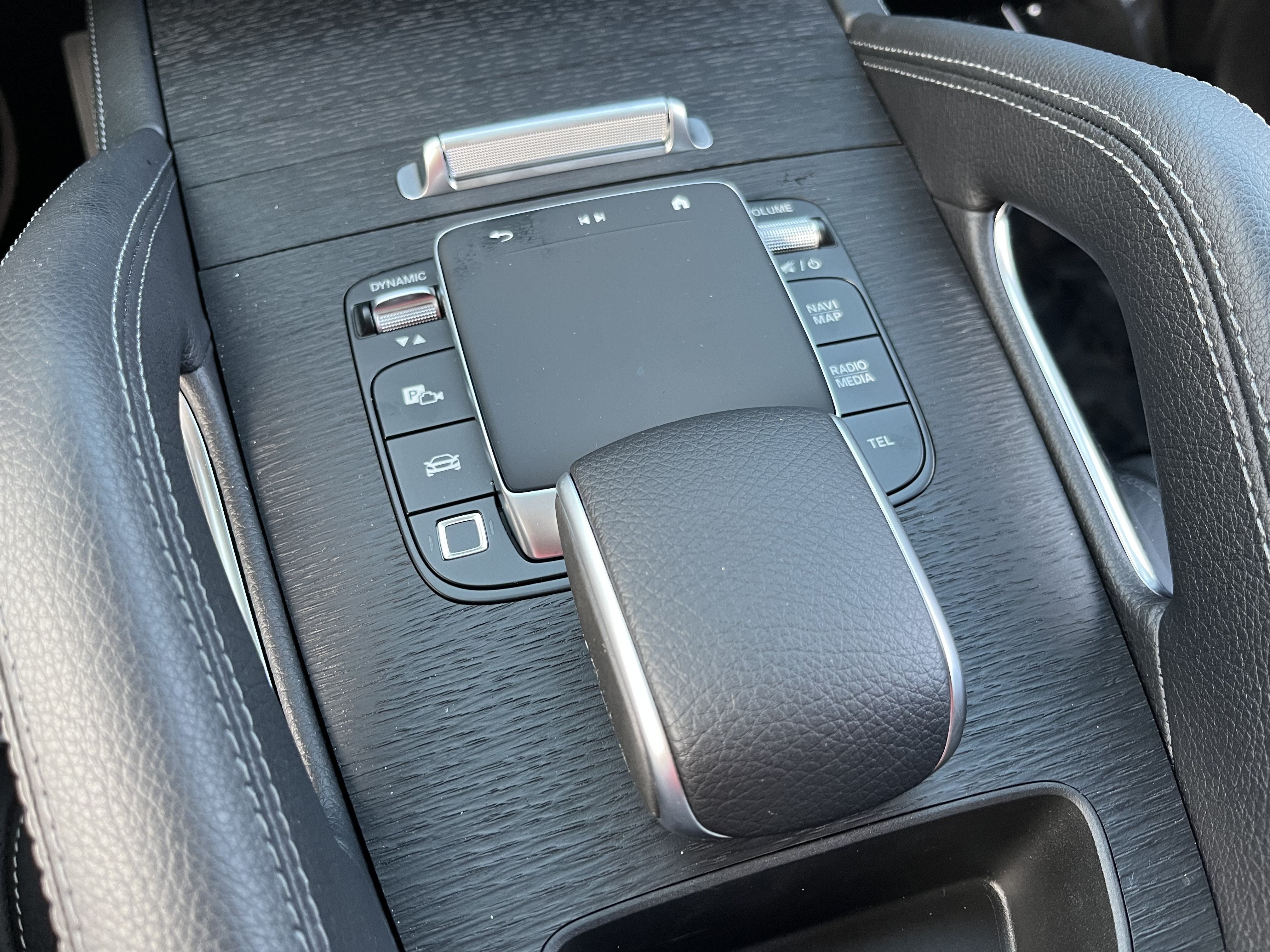New 2026 Mercedes-Benz GLE 450e 4MATIC image 28