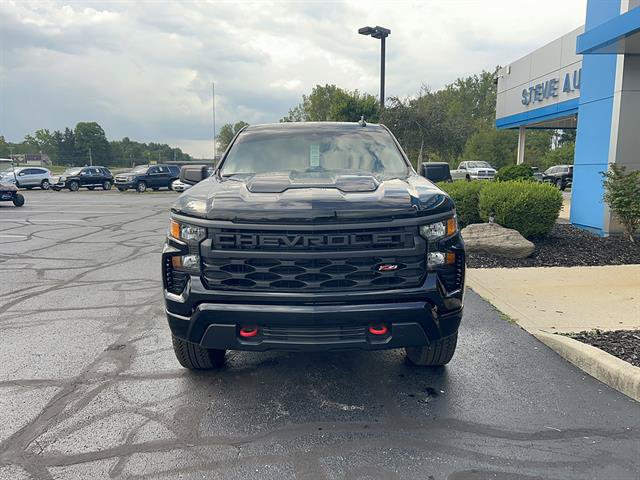Used 2026 Chevrolet Silverado 1500 Custom Trail Boss AWD/4WD image 3