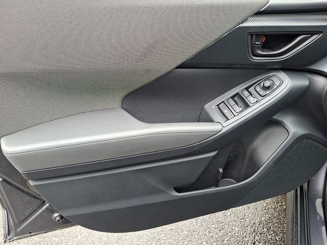 Used 2025 Subaru Crosstrek 2.0i Premium AWD/4WD image 9