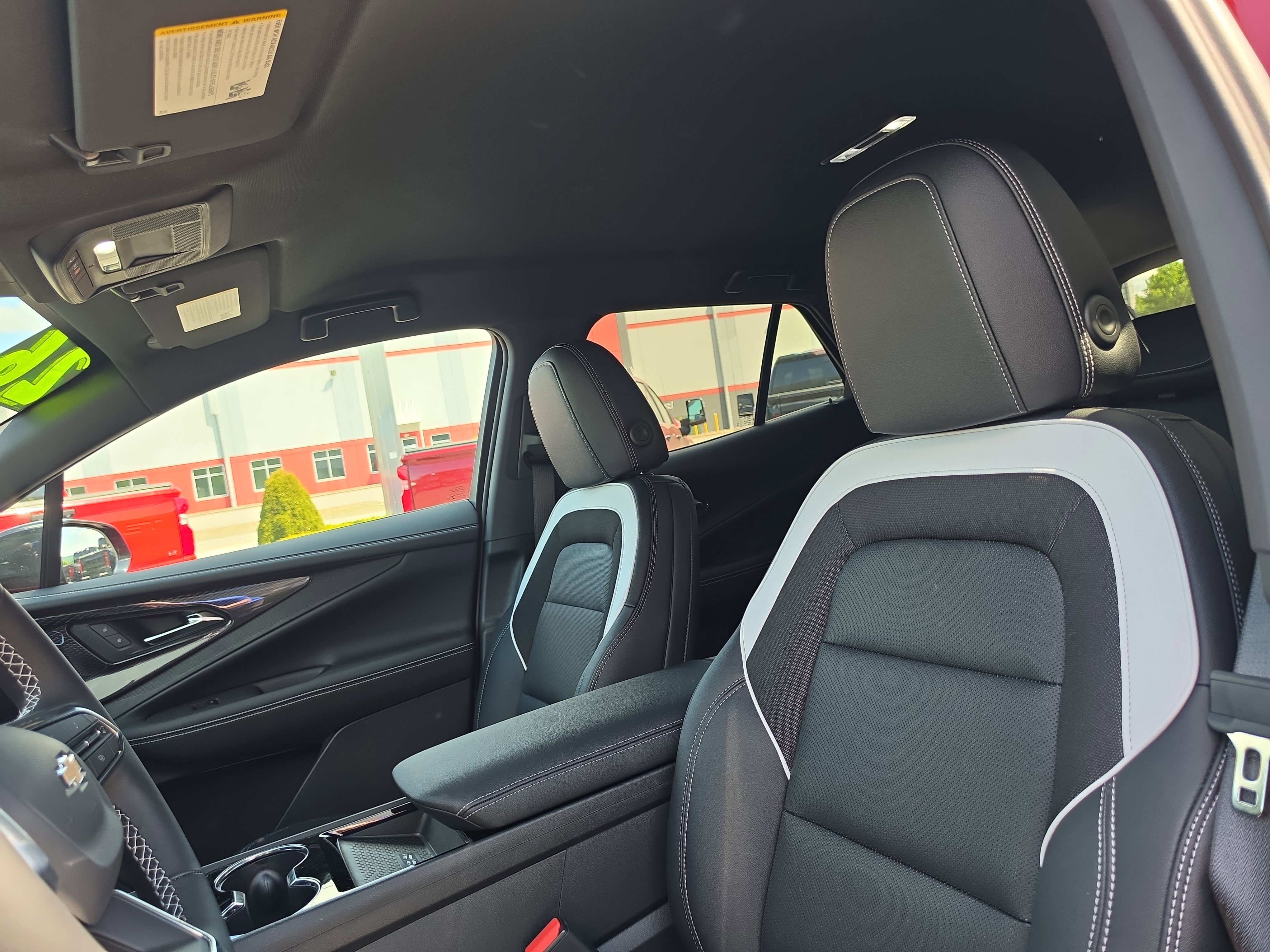 New 2025 Chevrolet Blazer EV LT AWD/4WD image 13