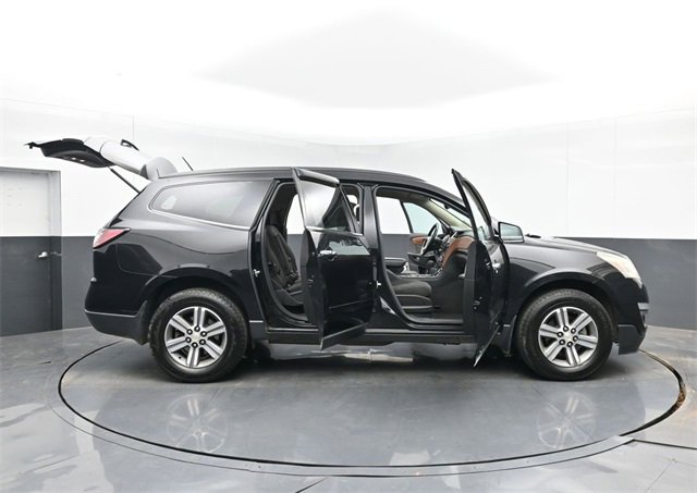 Used 2017 Chevrolet Traverse LT image 52