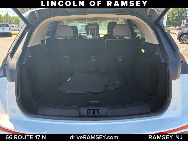 Certified 2023 Lincoln Corsair AWD image 6