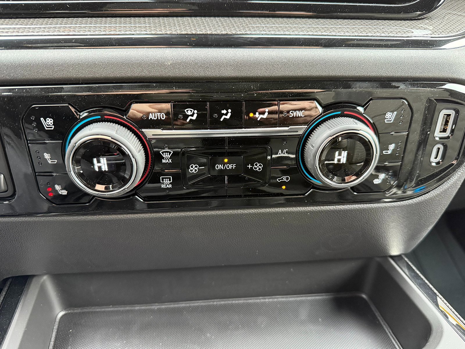 New 2026 Chevrolet Silverado 1500 ZR2 w/ LPO, Dark Essentials Package image 69