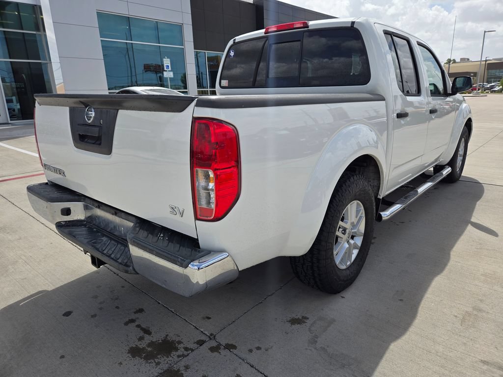 Used 2019 Nissan Frontier SV RWD image 3