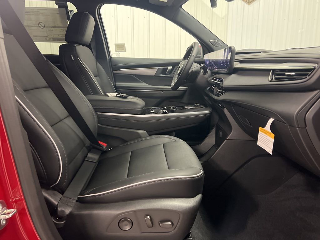 New 2026 Buick Enclave Preferred w/ LPO, Floor Liner Package AWD/4WD image 9