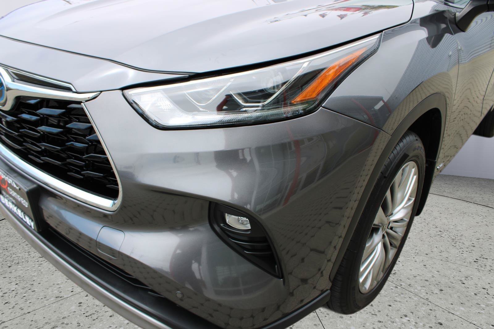 Used 2024 Toyota Highlander Platinum AWD/4WD image 10
