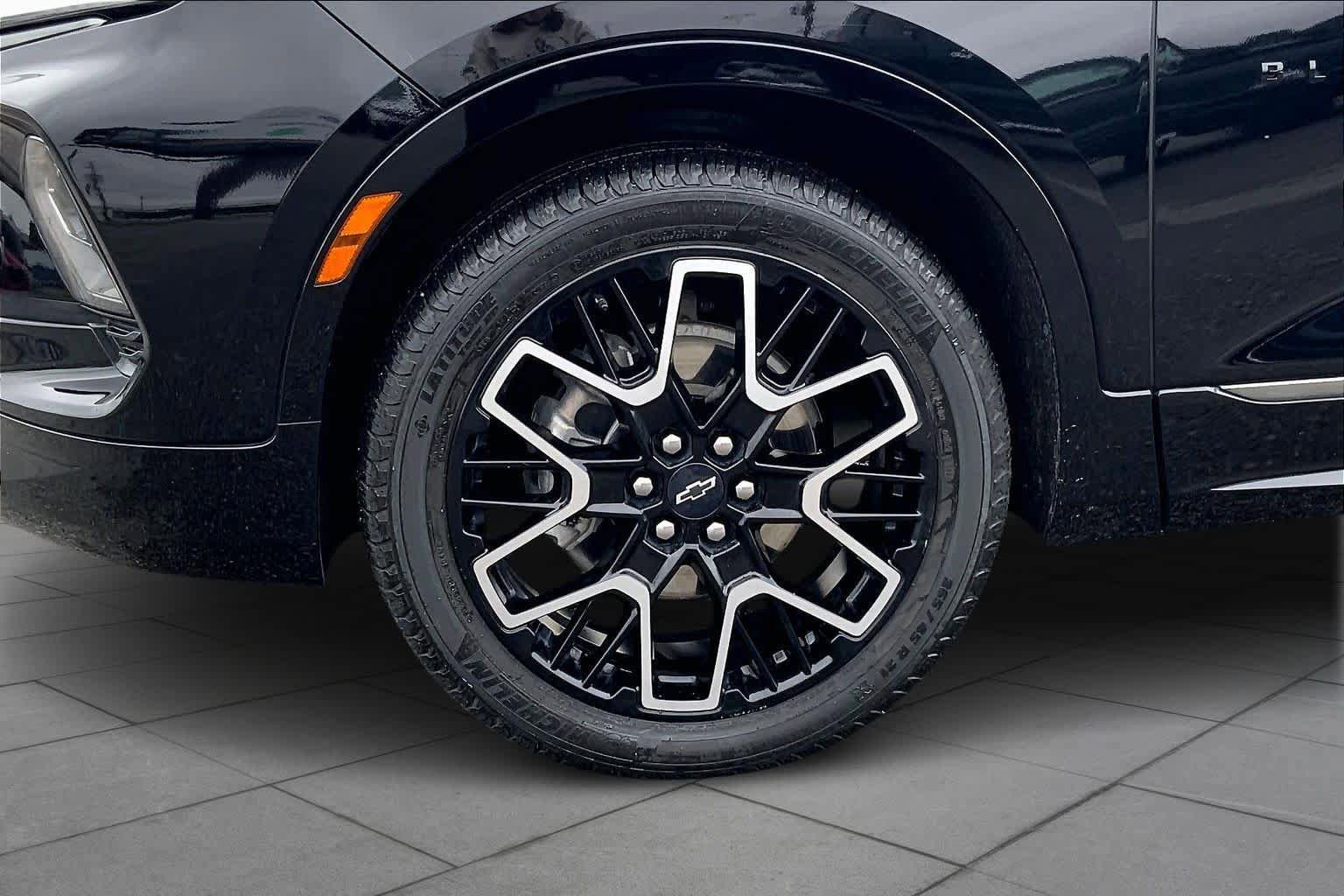 Used 2023 Chevrolet Blazer RS w/ Driver Confidence II Package image 11
