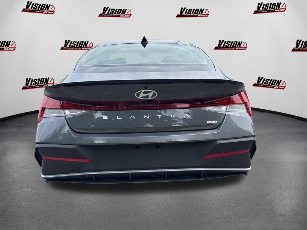 New 2025 Hyundai Elantra SEL FWD image 6